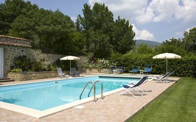 Casale Valentina: Schwimmbad, Eigentum, Freizeit, Grundeigentum, Haus, Gebäude, Resort, Estate, Zuhause, Urlaub