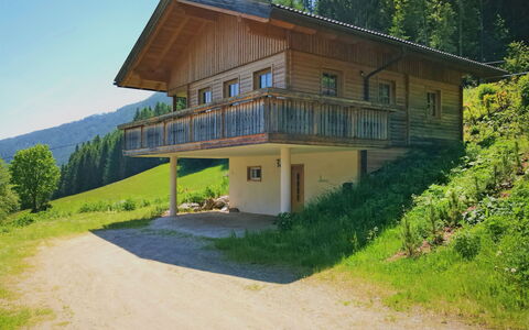 Chalet Jupiter: Eigentum, Haus, Gebäude, Zuhause, Hütte, Grundeigentum, Bauernhaus, Grundstueck, Baum, Ländliches Gebiet