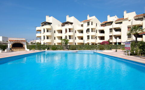 La Felicidad: Resort, Eigentum, Gebäude, Schwimmbad, Wohnung, Grundeigentum, \Stadt, Hotel, Urlaub, Ferienort