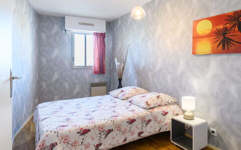 Grand Voile: Eigentum, Möbel, Fenster, Holz, Komfort, Textil, Interior Design, Fussboden, Flooring