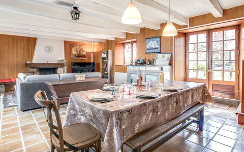 Les Figuiers: Eigentum, Zimmer, Möbel, Gebäude, Countertop, Küche, Interior Design, Zuhause, Grundeigentum, Fussboden