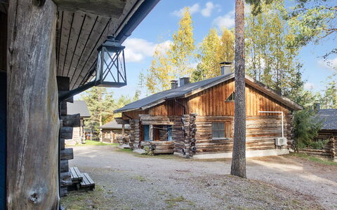 Vuokatinportti a 9: Hütte, Haus, Zuhause, Gartenbauten, Abstellgleis, Blockhaus, Bauernhaus, Estate, Schuppen, Garten
