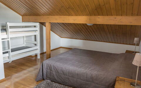 Alppitähti: Fenster, Zuhause, Holz, Haus, Abstellgleis, Hütte, Dach, Einfrieren, Schiebefenster, Steigung