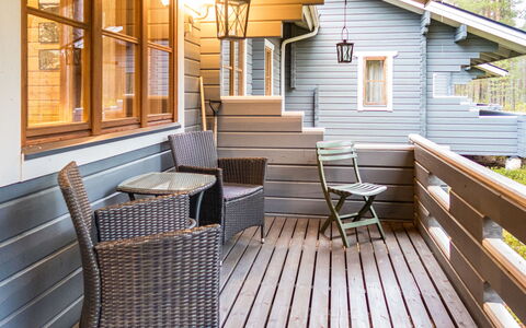 Purnukylä 6: Holz, Flooring, Fussboden, Interior Design, Holzboden, Zuhause, Hartholz, Holzbeize, Planke, Decke