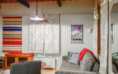 Kaukosaaren Ahonlaita: Möbel, Interior Design, Flooring, Fussboden, Holz, Decke, Zimmer, Textil, Beleuchtung, Light Fixture