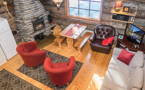 Pajuruka B5: Möbel, Flooring, Interior Design, Couch, Holz, Fussboden, Wohnzimmer, Zimmer, Decke, Stuhl