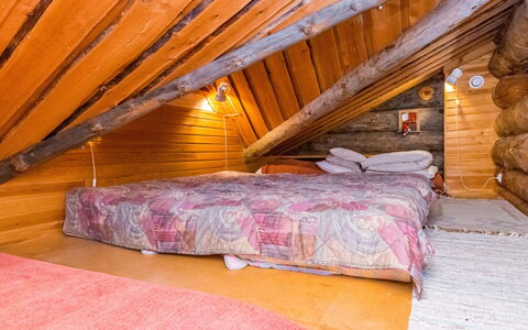 Pajuruka B5: Holz, Dachboden, Möbel, Zuhause, Hütte, Blockhaus, Hartholz, Schlafzimmer, Holzbeize, Decke