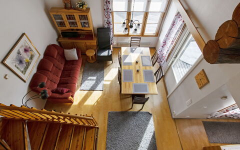 Rukapahta 5: Flooring, Holz, Möbel, Interior Design, Fussboden, Couch, Decke, Wohnzimmer, Zimmer, Holzboden