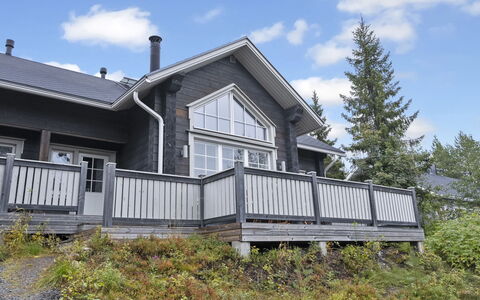Rukanloisto a: Holz, Haus, Zuhause, Hütte, Veranda, Abstellgleis, Schiebefenster, Estate, Hartholz
