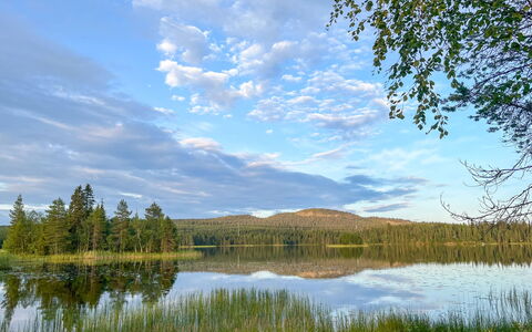 Keloveska: Himmel, Blau, Wasservorräte, Wasser, Gewässer, Natur, Natürlichen Umgebung, Grün, Wolke, Natürliche Landschaft