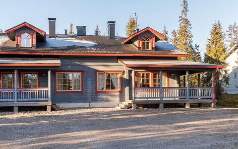 Pyryruka 1: Holz, Die Architektur, Haus, Dach, Zuhause, Tür, Hütte, Abstellgleis, Schiebefenster, Veranda
