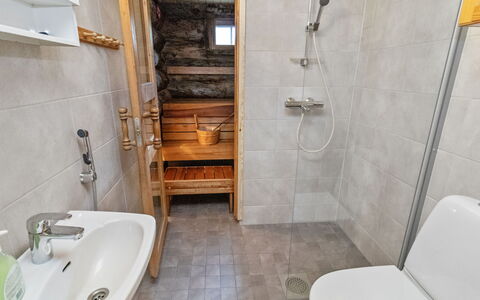 Kuontijärvi a: Flooring, Holz, Fussboden, Armatur, Badezimmer, Bad Sink, Interior Design, Sinken, Installation, Zapfhahn