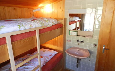 Guex: Etagenbett, Eigentum, Sinken, Zapfhahn, Armatur, Die Architektur, Fussboden, Gebäude, Holz