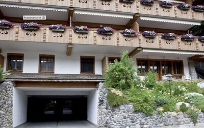 Drive - Gstaad, Bern, Schweiz