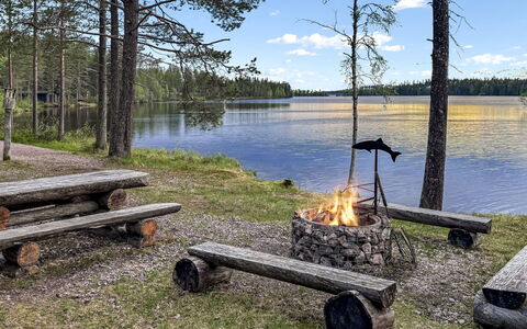 Sompsanniemi: Gewässer, Natürlichen Umgebung, Natürliche Landschaft, Bank, Landschaft, See, Ufer, Reservoir, See