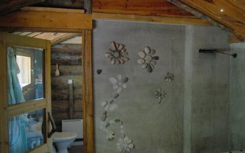 Rantapuro: Holz, Flooring, Fussboden, Zimmer, Armatur, Decke, Tür, Holzbeize, Bad Sink, Hartholz