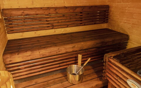 Jutapirtti: Holz, Hütte, Blockhaus, Wald, Schuppen, Gartenbauten, Lärche, Wald, Holzbeize