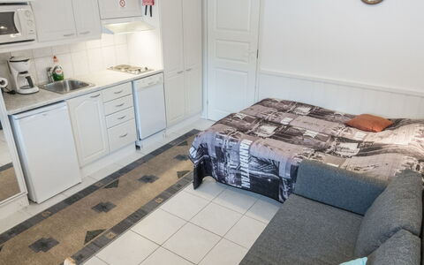 Levi Star 1503: Möbel, Fussboden, Flooring, Interior Design, Wohnung, Zimmer, Schlafzimmer, Bett, Cabinetry, Bettdecke