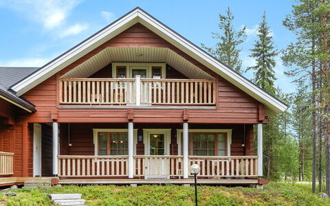 Kiela 1: Holz, Hütte, Blockhaus, Wald, Schuppen, Gartenbauten, Lärche, Wald, Holzbeize