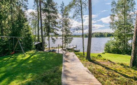 Heikinranta: Holz, Hütte, Blockhaus, Wald, Schuppen, Gartenbauten, Lärche, Wald, Holzbeize
