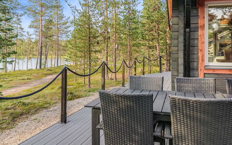 Homma: Holz, Flooring, Möbel, Fussboden, Holzboden, Deck, Hartholz, Stuhl, Schatten, Veranda