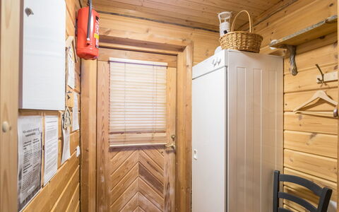 Poronpurema a: Holz, Hütte, Blockhaus, Wald, Schuppen, Gartenbauten, Lärche, Wald, Holzbeize