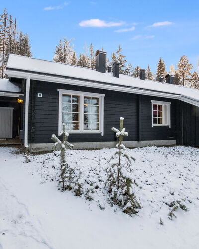 Lomaylläs F79 Palovaarankaarre 18B