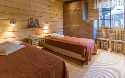 Villa Lumo (Ent. Ylläskyrö): Fussboden, Flooring, Interior Design, Möbel, Holz, Decke, Holzboden, Zimmer, Schlafzimmer, Bett