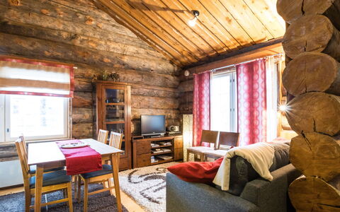 Lomaylläs D58 Palovaarankaarre 11B: Hütte, Haus, Zuhause, Gartenbauten, Abstellgleis, Blockhaus, Bauernhaus, Estate, Schuppen, Garten