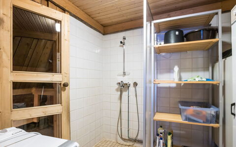 Lomaylläs D58 Palovaarankaarre 11B: Hütte, Haus, Zuhause, Gartenbauten, Abstellgleis, Blockhaus, Bauernhaus, Estate, Schuppen, Garten