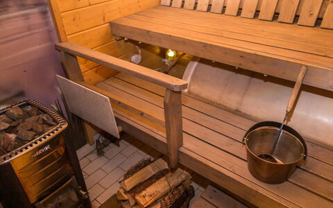 Iltarusko: Holz, Hütte, Holzbeize, Hartholz, Blockhaus, Planke, Decke, Natürliches Material, Holz, Gartenbauten