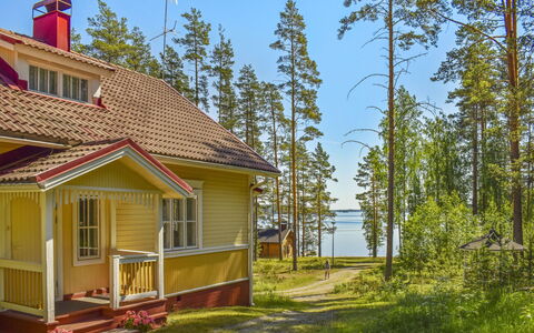 Villa Kukkapää: Holz, Hütte, Blockhaus, Wald, Schuppen, Gartenbauten, Lärche, Wald, Holzbeize