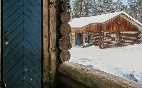 Vuokatinportti B 9: Holz, Abstellgleis, Hütte, Haus, Zuhause, Planke, Gartenbauten, Blockhaus, Hartholz, Veranda