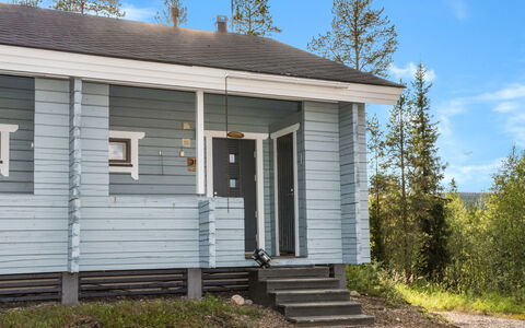 Lähikaltio 316: Holz, Abstellgleis, Hütte, Haus, Zuhause, Grundstueck, Verbundwerkstoff, Steigung, Gartenbauten, Schiebefenster