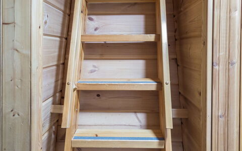 Lähikaltio 314: Holz, Treppe, Fussboden, Flooring, Hartholz, Leiter, Holzbeize, Planke, Holzboden, Sperrholz