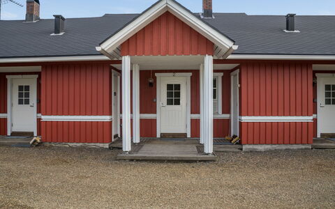 Ylläskarpalo 2 Keskimmäinen: Hütte, Haus, Zuhause, Gartenbauten, Abstellgleis, Blockhaus, Bauernhaus, Estate, Schuppen, Garten