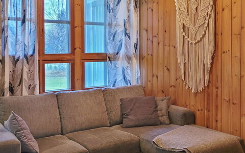 Ylläskarpalo 3 Päätyhuoneisto: Holz, Abstellgleis, Dach, Hütte, Haus, Zuhause, Tür, Veranda, Gartenbauten, Bauernhaus