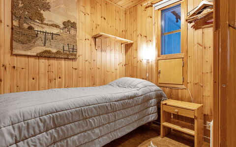 Ylläskarpalo 3 Päätyhuoneisto: Holz, Abstellgleis, Dach, Hütte, Haus, Zuhause, Tür, Veranda, Gartenbauten, Bauernhaus