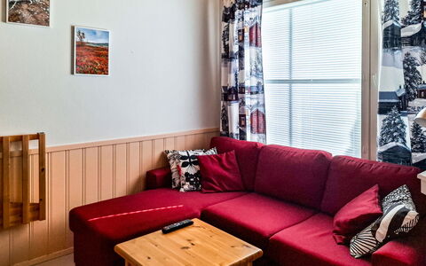 Yllästar 1 As 211: Holz, Flooring, Fussboden, Möbel, Interior Design, Zimmer, Holzbeize, Decke, Wohnzimmer, Hartholz