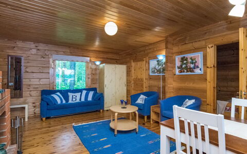 Koivuranta: Holz, Hütte, Blockhaus, Wald, Schuppen, Gartenbauten, Lärche, Wald, Holzbeize