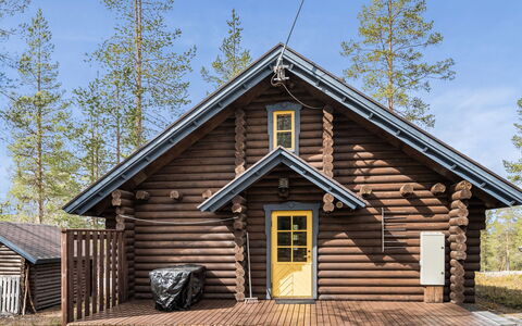 Riekonmarja: Hütte, Haus, Zuhause, Gartenbauten, Abstellgleis, Blockhaus, Bauernhaus, Estate, Schuppen, Garten