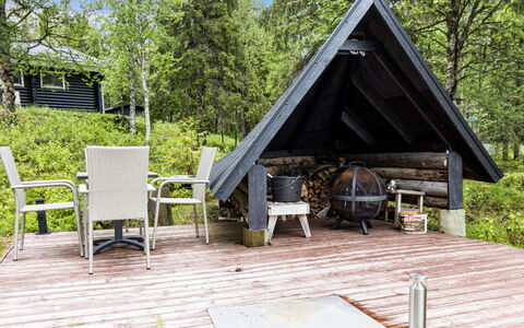 Imponlampi: Holz, Hütte, Hartholz, Deck, Gartenbauten, Blockhaus, Schatten, Planke, Garten, Gartenmöbel
