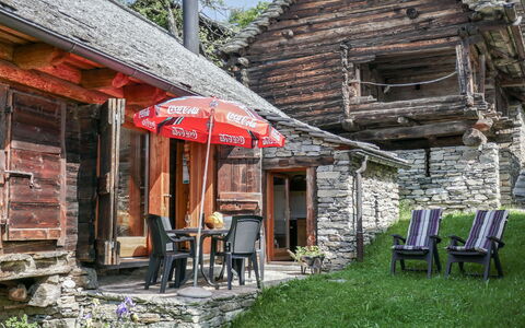 Rustico Cà Dru Lurenz: Gebäude, Haus, Hütte, Blockhaus, Die Architektur, Hütte, Zuhause, Dorf, Hütte, Landschaft
