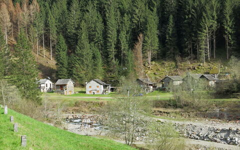 Rustico Cà Dru Lurenz: Wasser, Himmel, Pflanze, Natürliche Landschaft, Golfplatz, Baum, Vegetation, Grundstueck, Hochland