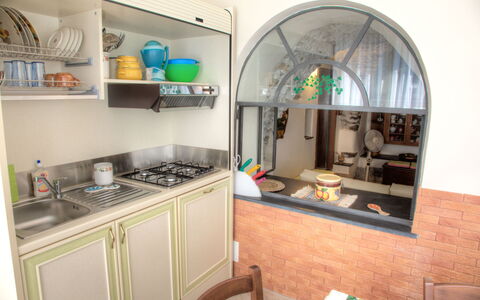 Casa Del Sole - San Bartolomeo Al Mare: Eigentum, Zimmer, Küche, Die Architektur, Möbel, Gebäude, Interior Design, Bogen, Cabinetry, Grundeigentum