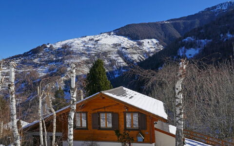 Le Raccard: Schnee, Berg, Winter, Bergforms, Himmel, Eigentum, Haus, Bergdorf, Gebirge, Bergstation