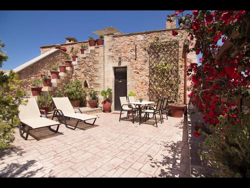 Diktamos Orange Villa