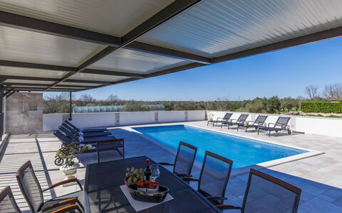 Umag 516: Schwimmbad, Verbundwerkstoff, Schatten, Gartenmöbel, Stuhl, Design, Outdoor Struktur, Daylighting, Terrasse, Pergola