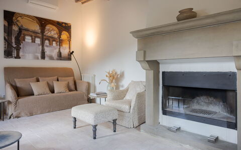 Tenuta Pomona: Wand, Möbel, Interior Design, Couch, Wohnzimmer, Flooring, Fussboden, Zuhause, Zimmer