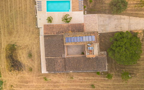 Can Toni: Schwimmbad, Grundstueck, Estate, Resort, Bauernhaus, Landscaping, Garten, Plantage, Rasen, Hinterhof